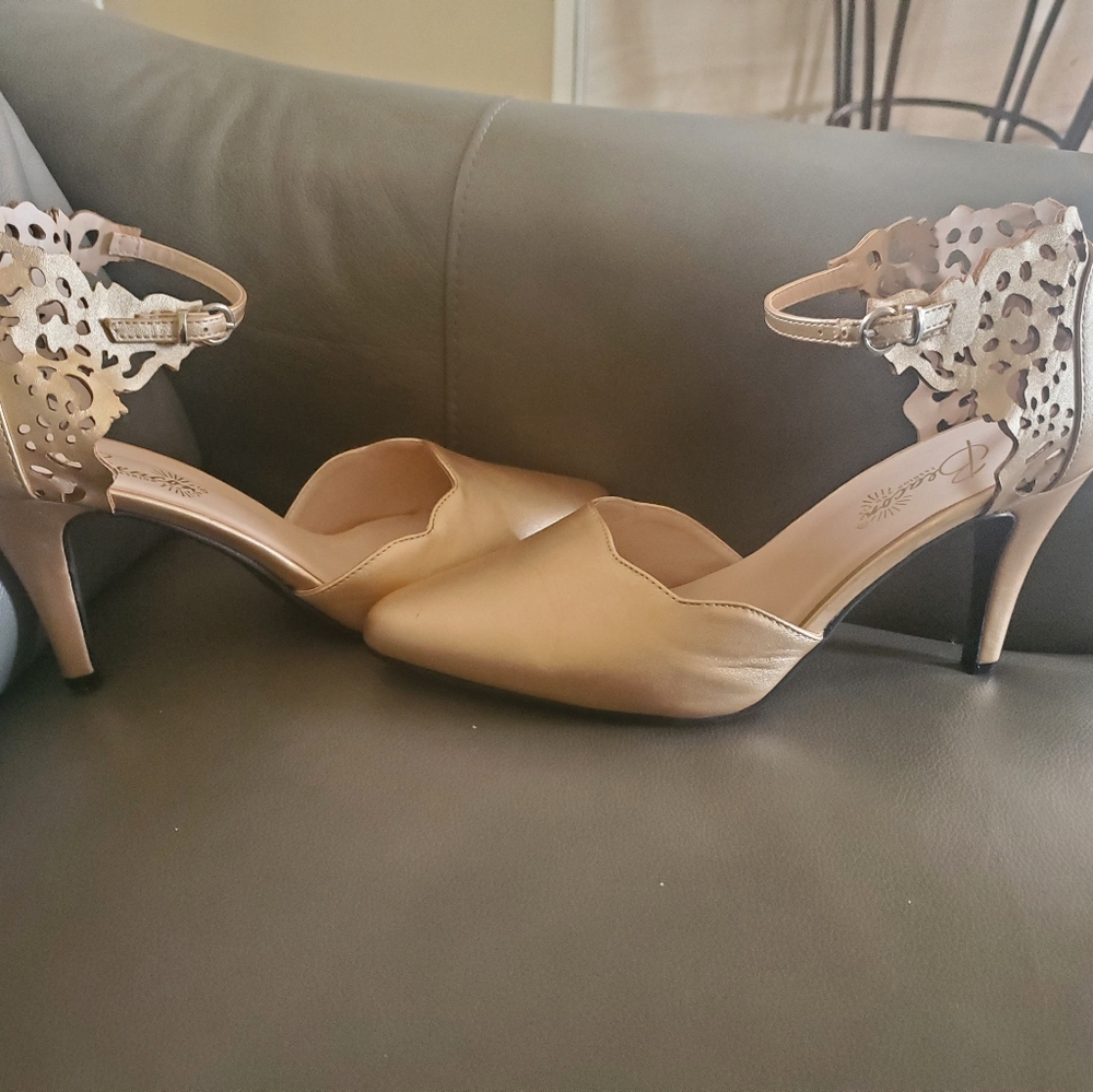 Womens heels